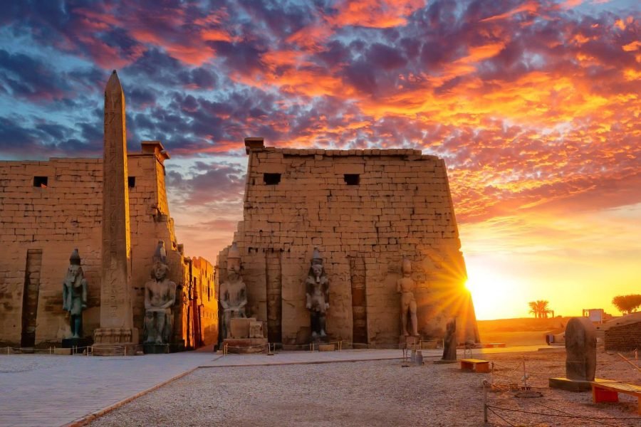 Mega Luxor